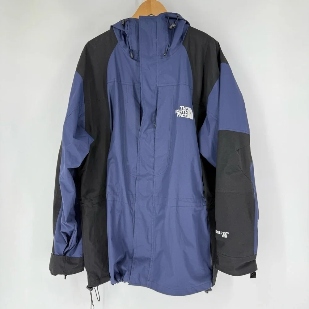 The North Face GORE-TEX Summit Series ski and snowboarding Mountain Jacket